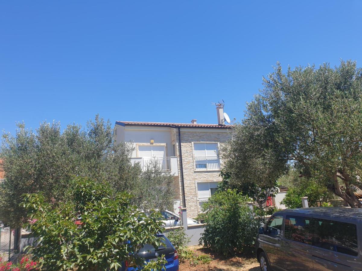 Apartmani Bepo Свети-Филип-и-Яков Экстерьер фото